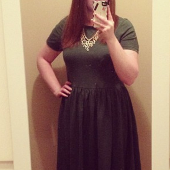 ModCloth Gold Statement Necklace - Picture 2 of 2